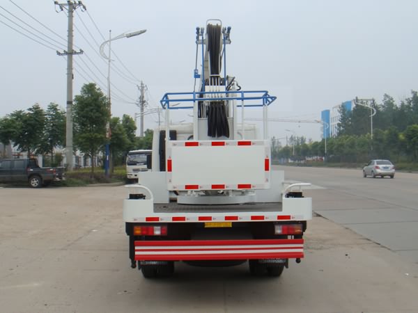 日產(chǎn)14米高空作業(yè)車