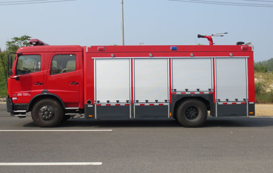 6噸水罐消防車