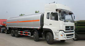 �|�L����ǰ�ĺ���͹�܇�DƬ