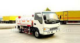 江淮小型油罐車圖片