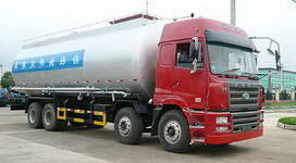 華菱前四后八粉粒物料運(yùn)輸車(chē)圖片